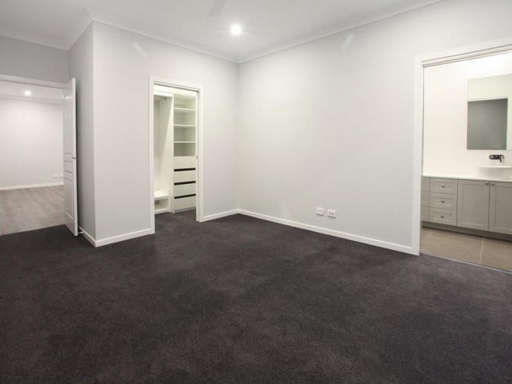 31 Milton Ave, Paradise Point